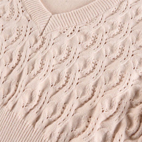 Women's V-neck waist closing dress 2023 spring color beige temperament hip wrap skirt